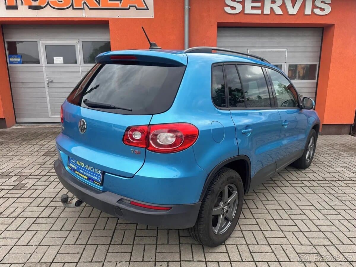 2009 Volkswagen TIGUAN - 2