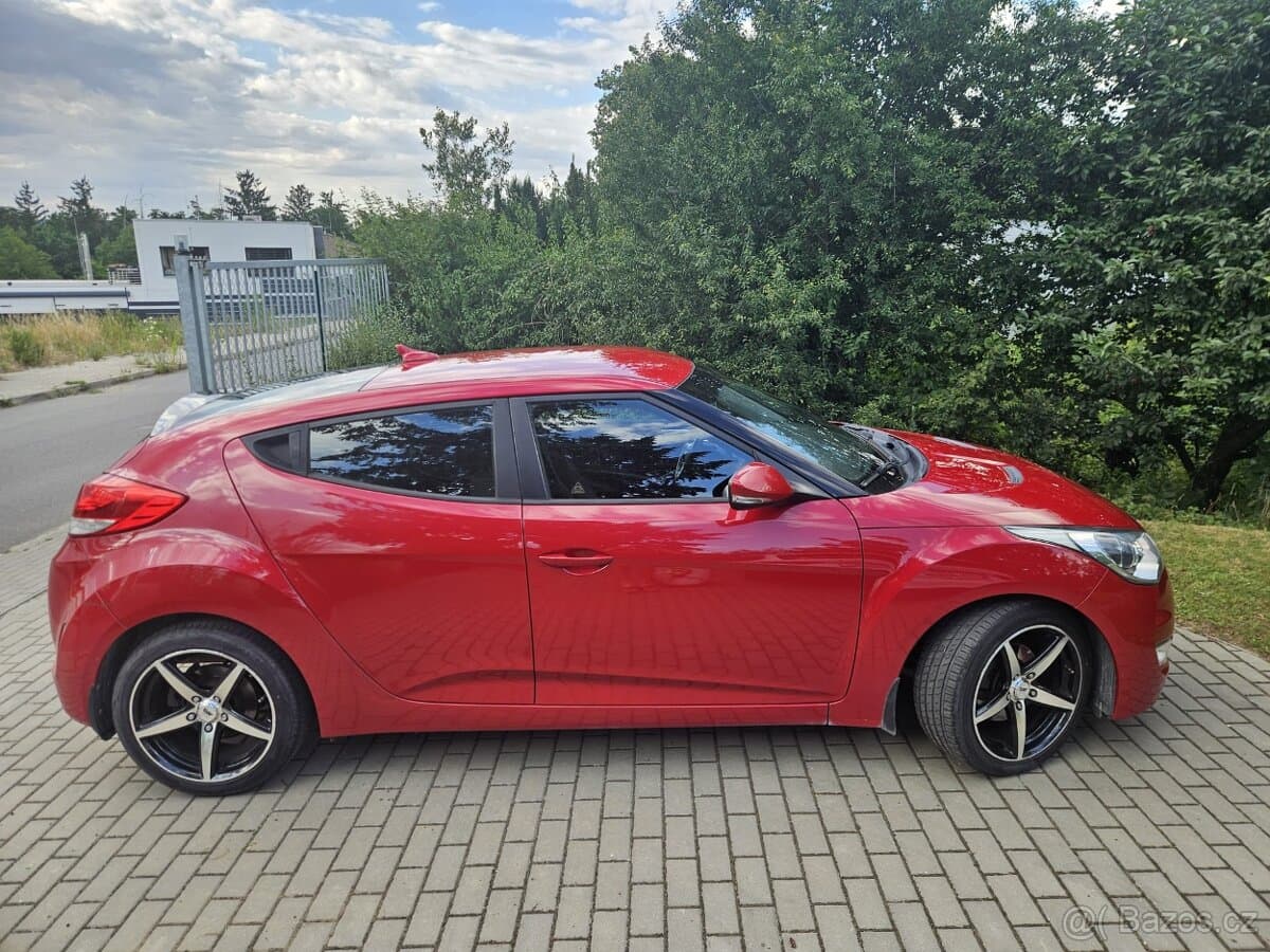2012 Hyundai VELOSTER - 2
