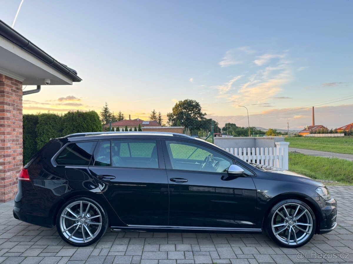 2015 Volkswagen GOLF - 2
