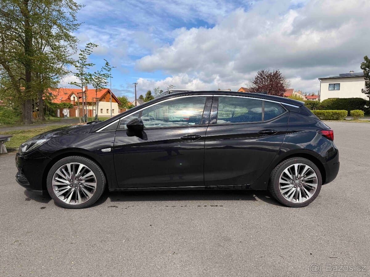2017 Opel ASTRA - 2