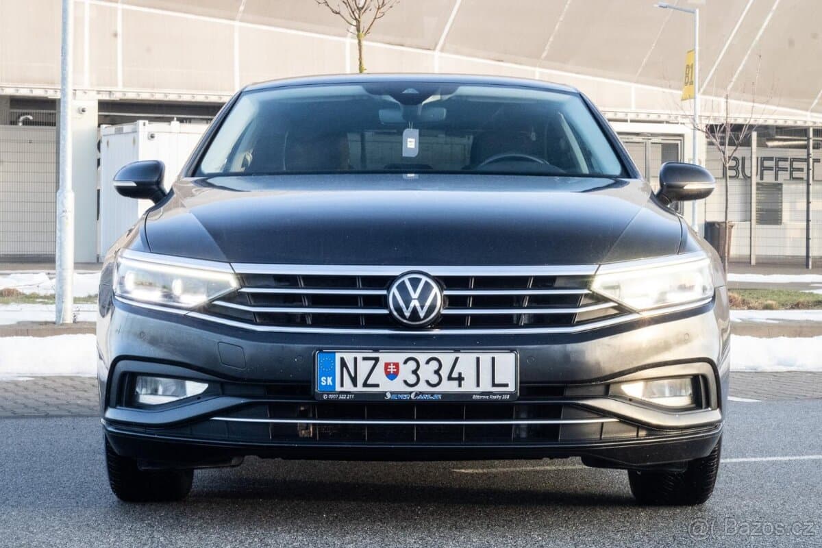 2020 Volkswagen PASSAT - 2