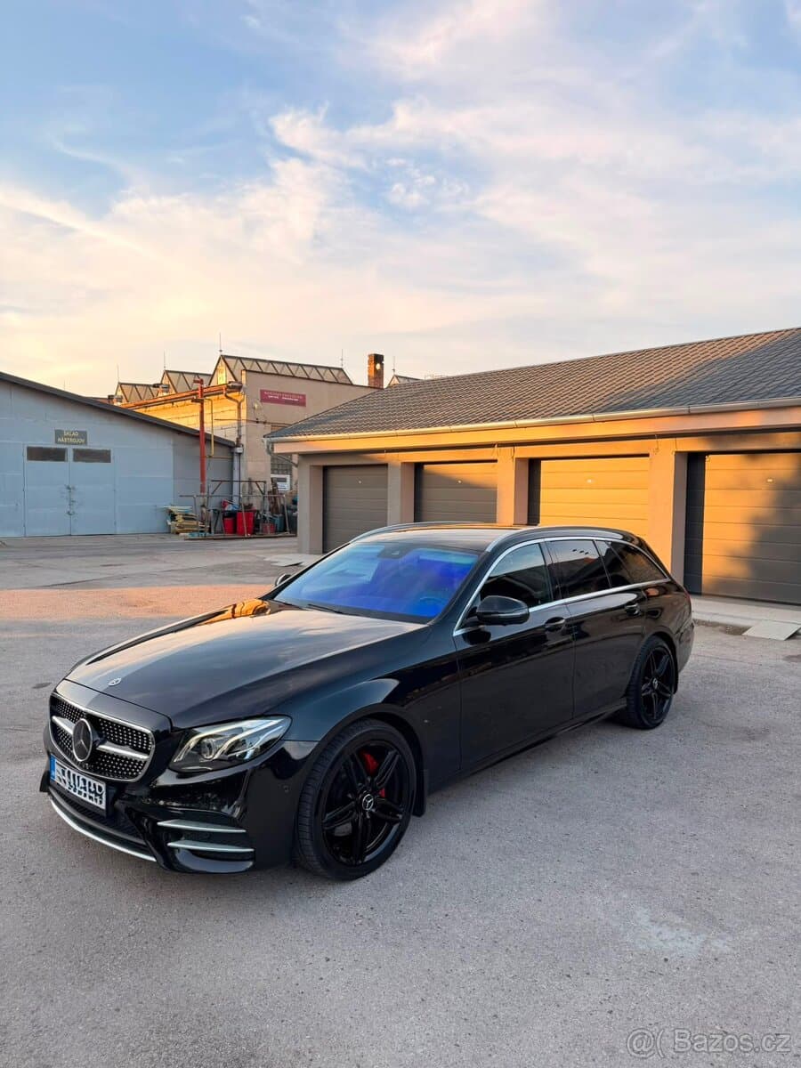 2017 Mercedes-Benz OSTATNÍ - 2