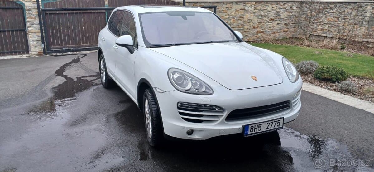 2013 Porsche CAYENNE - 2