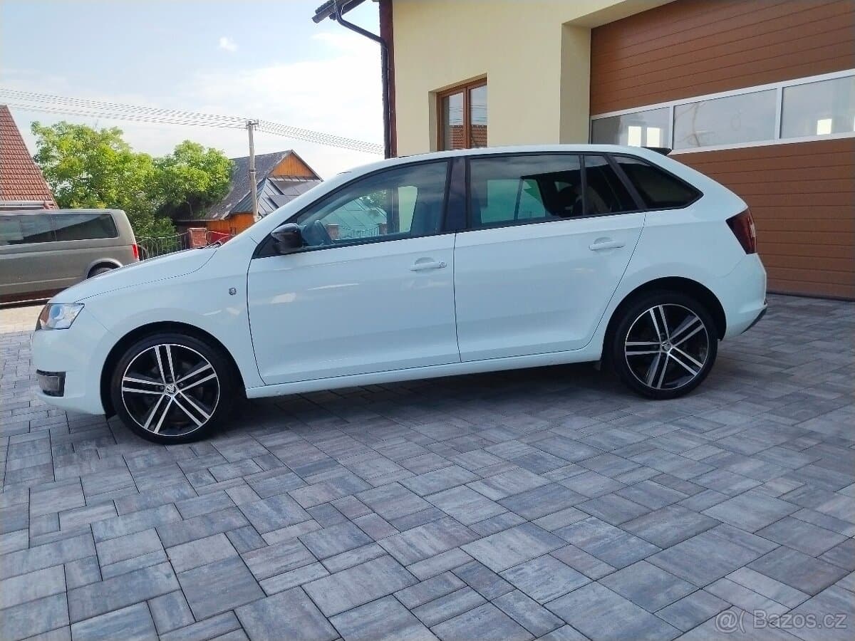 2015 Škoda RAPID - 2