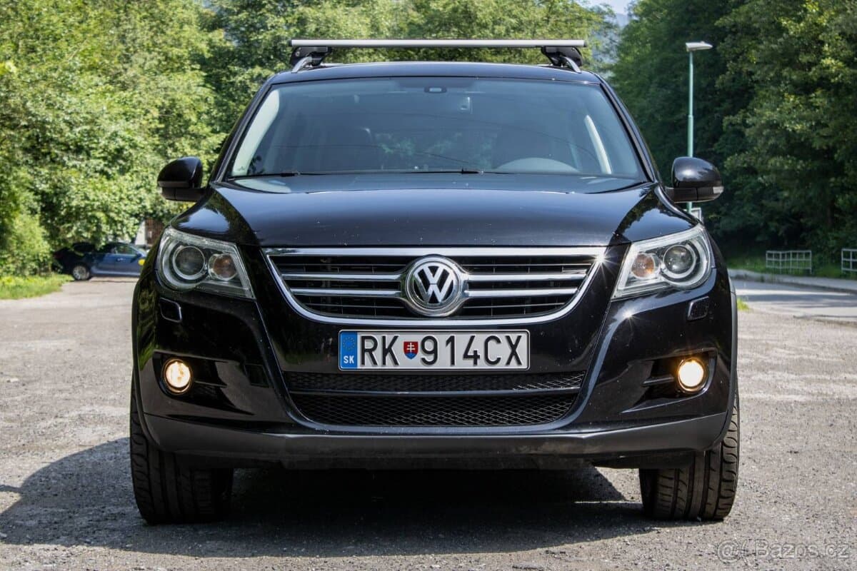 2011 Volkswagen TIGUAN - 2