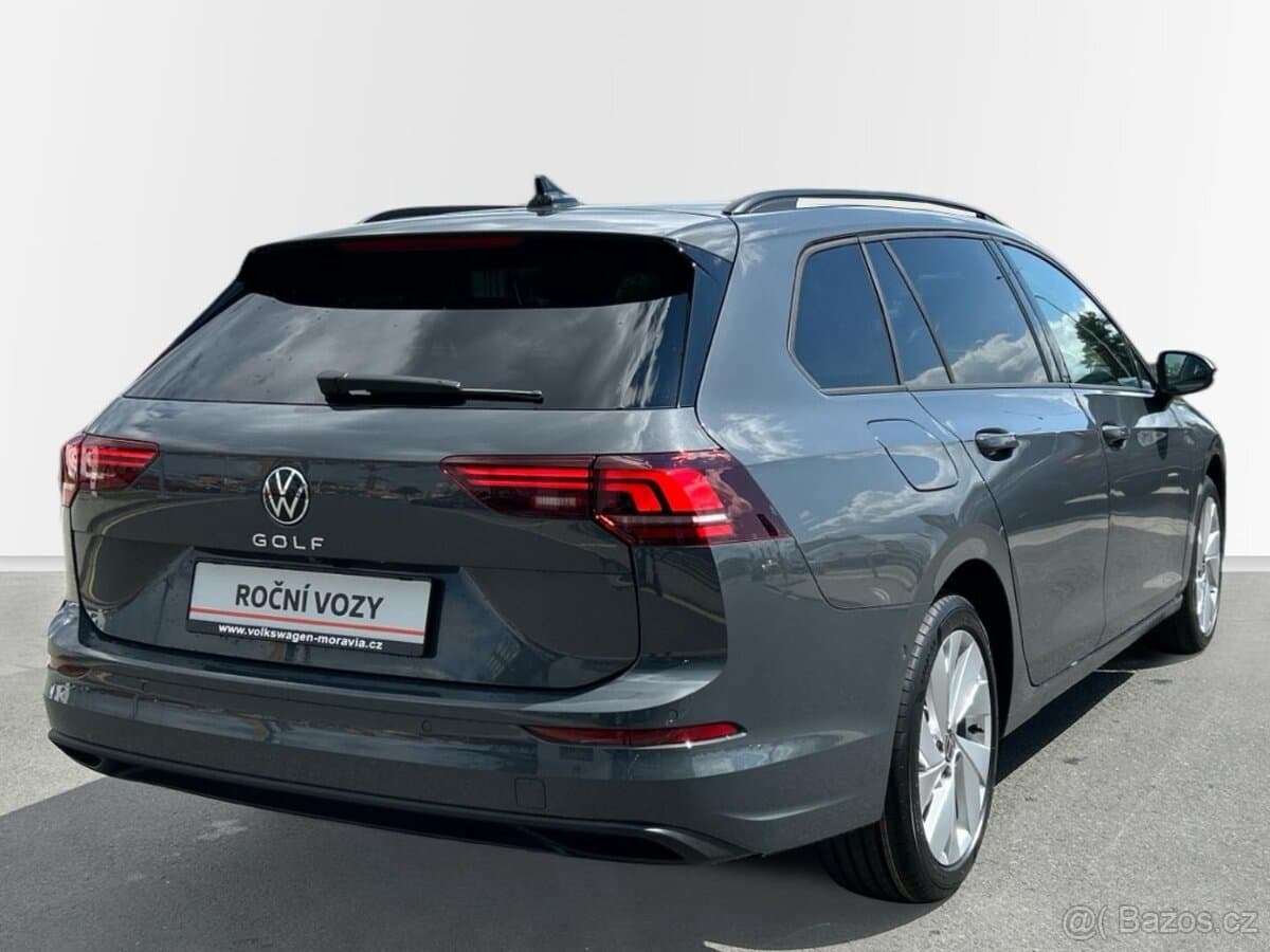 Volkswagen GOLF - 2