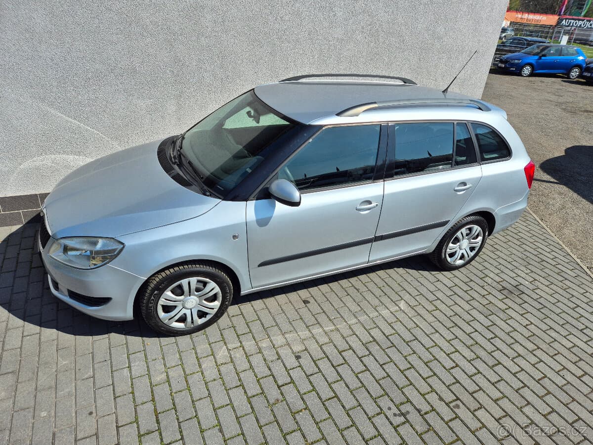 2010 Škoda FABIA - 2