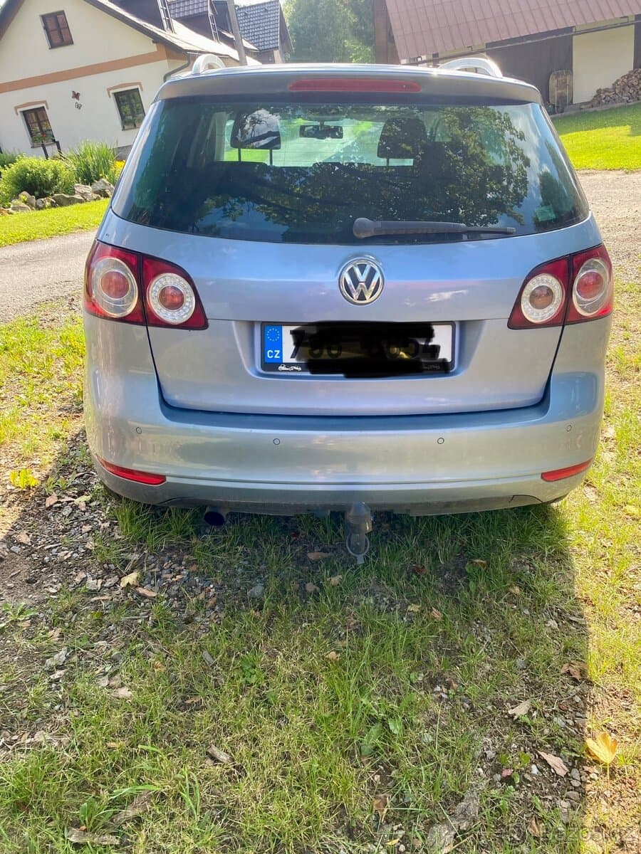 Volkswagen GOLF - 2
