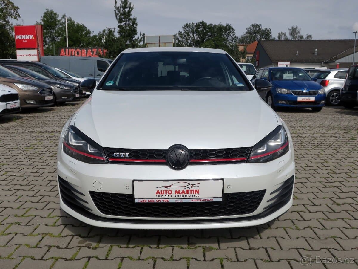 2015 Volkswagen GOLF - 2
