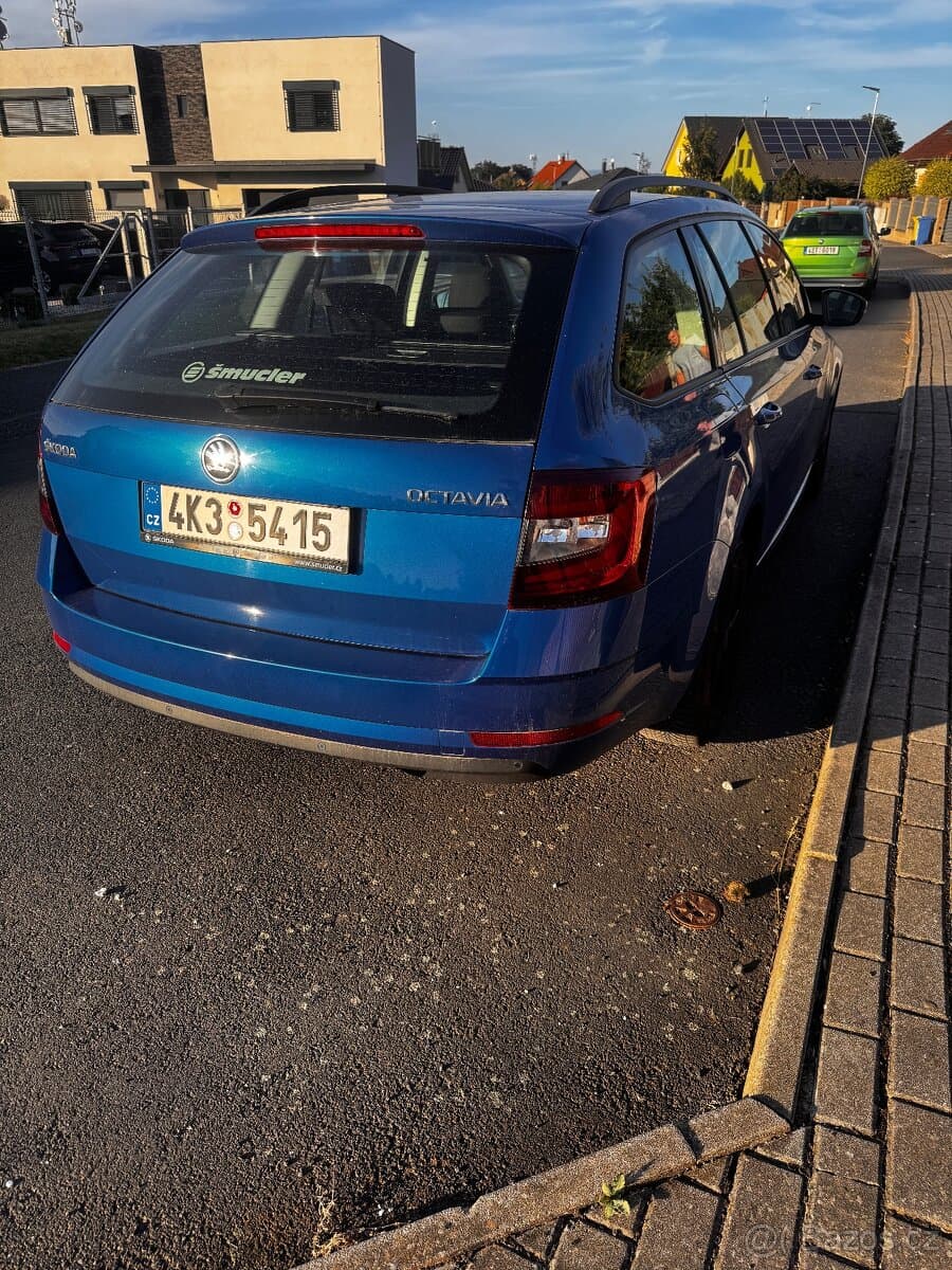 Škoda OCTAVIA - 2