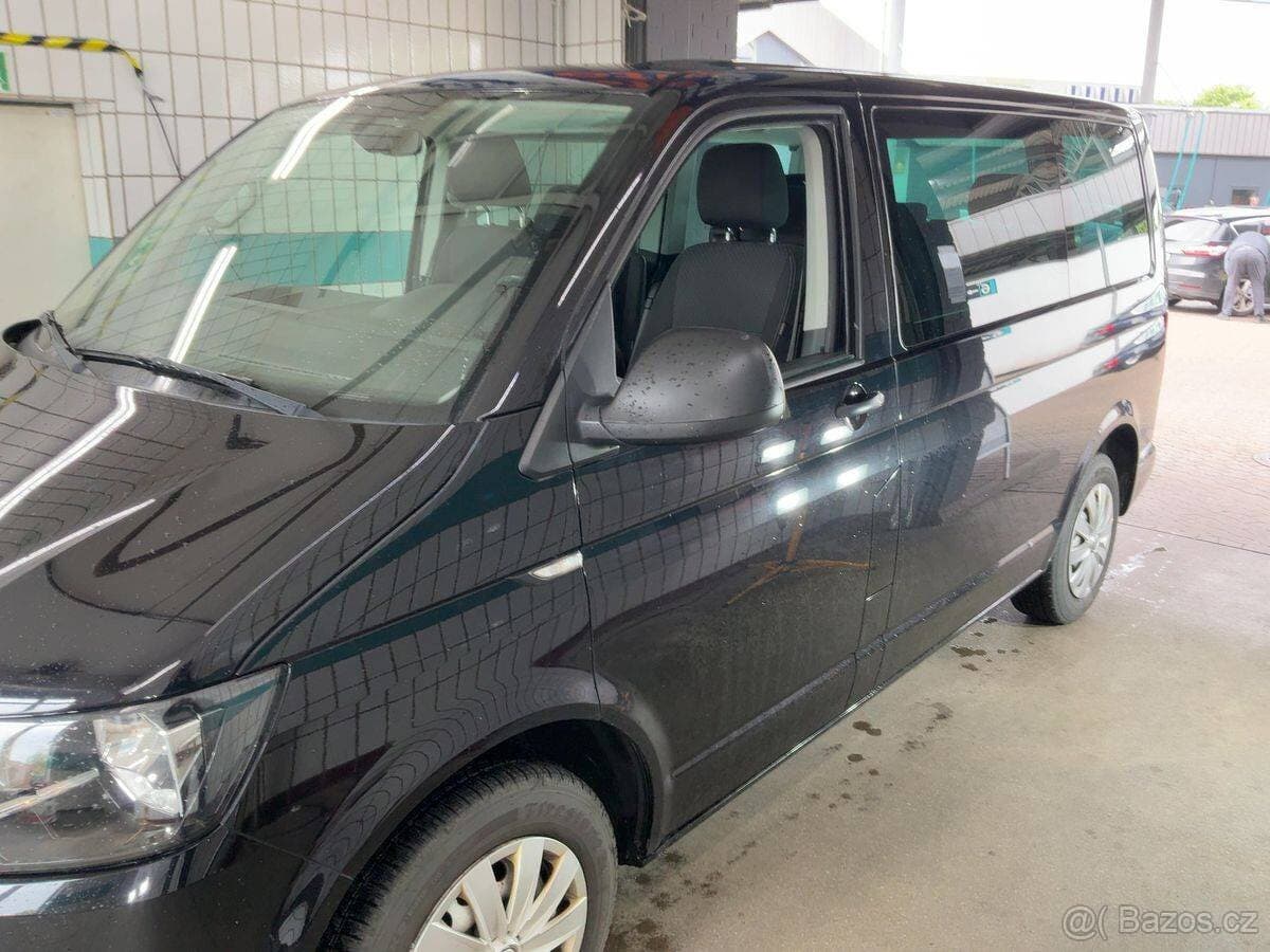 2017 Volkswagen MULTIVAN - 2
