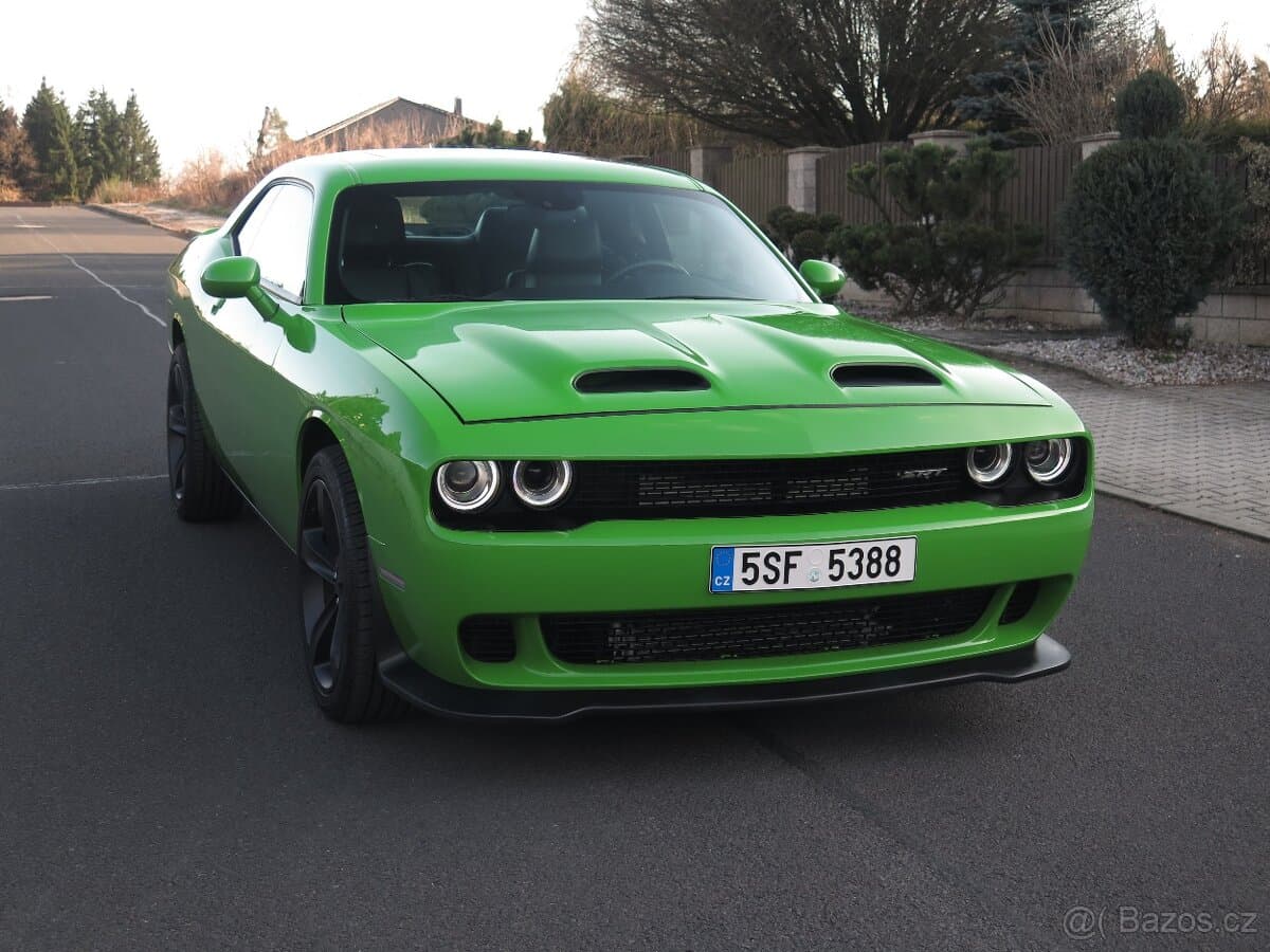 2017 Dodge CHALLENGER - 2