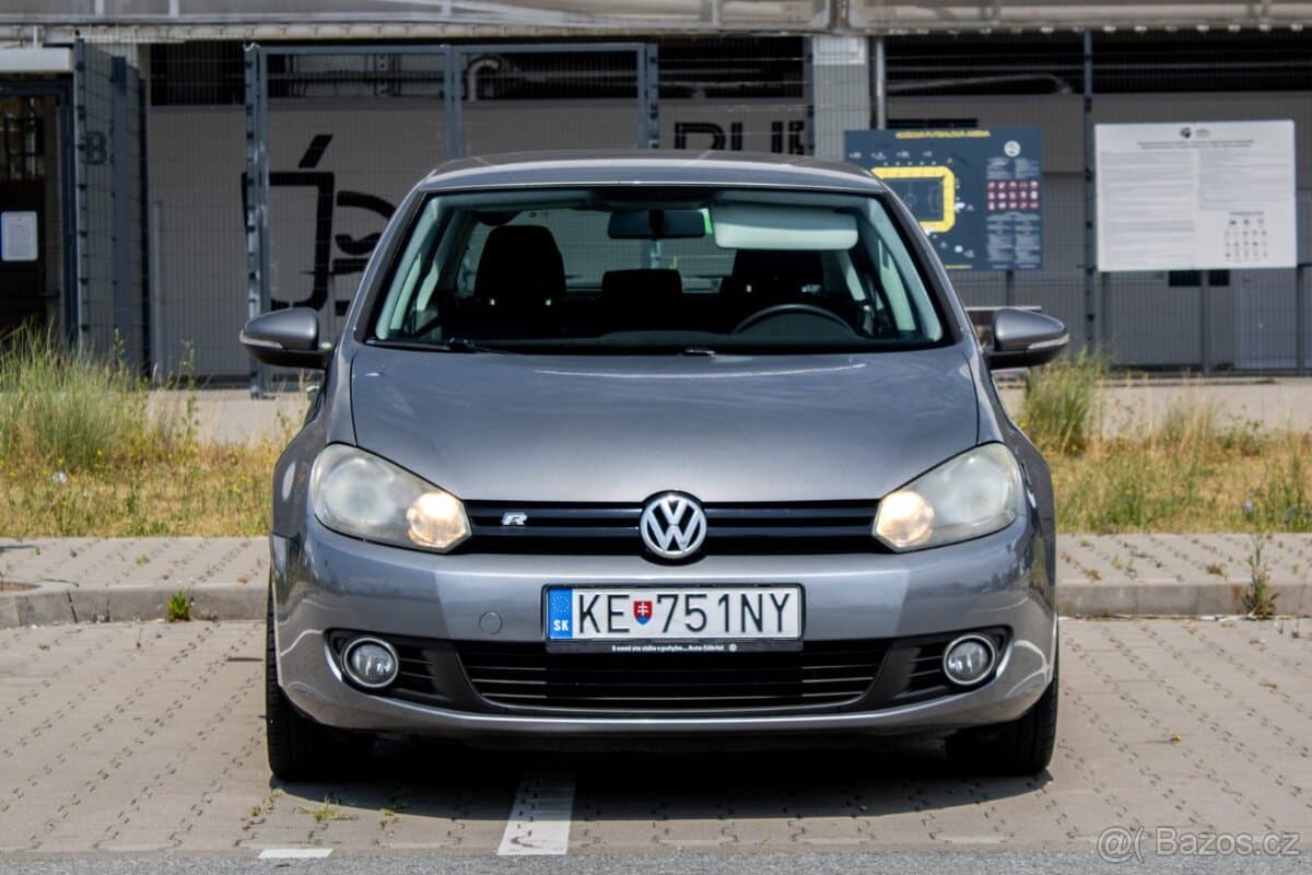 2010 Volkswagen GOLF - 2