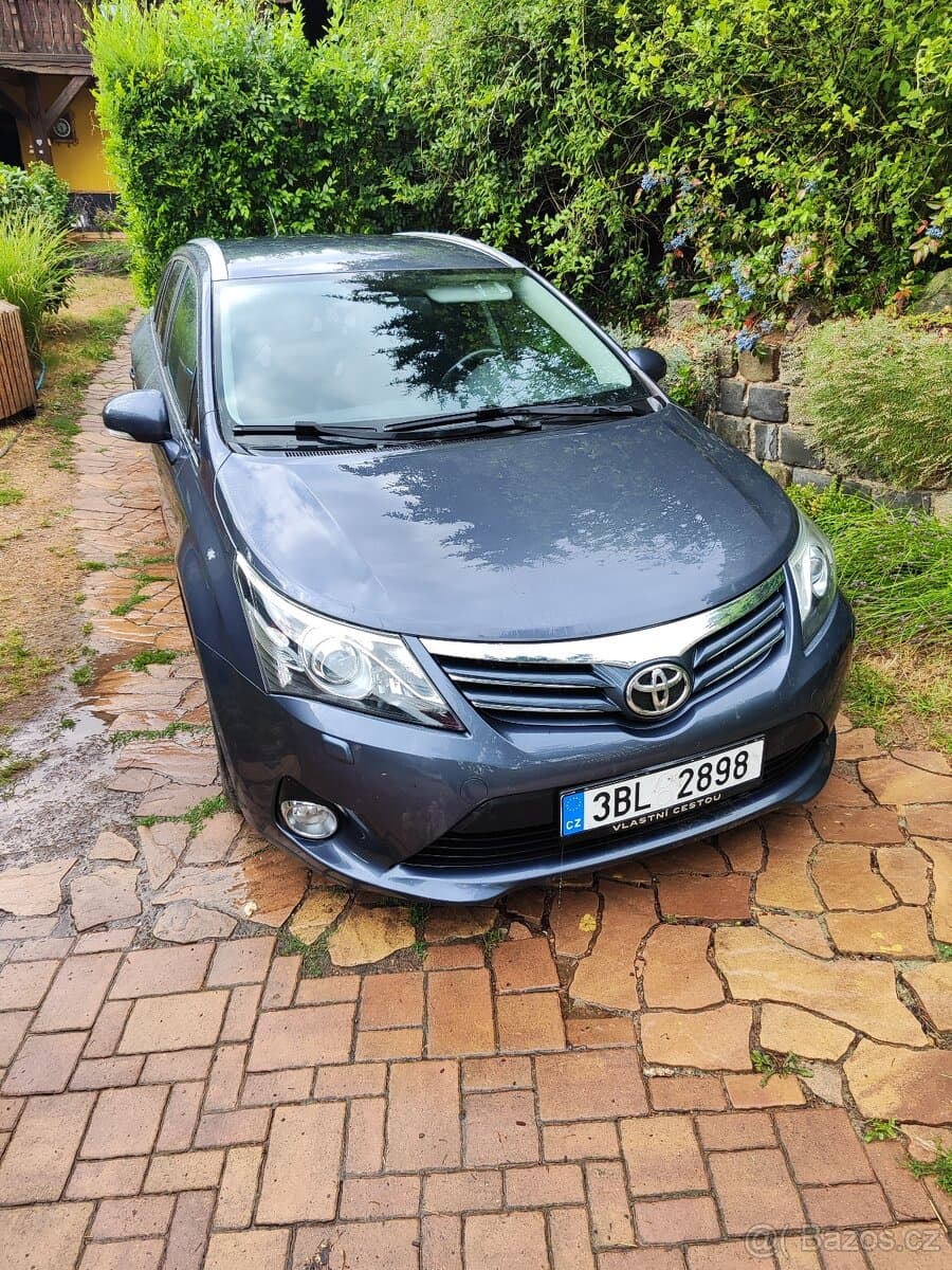 2015 Toyota AVENSIS - 2