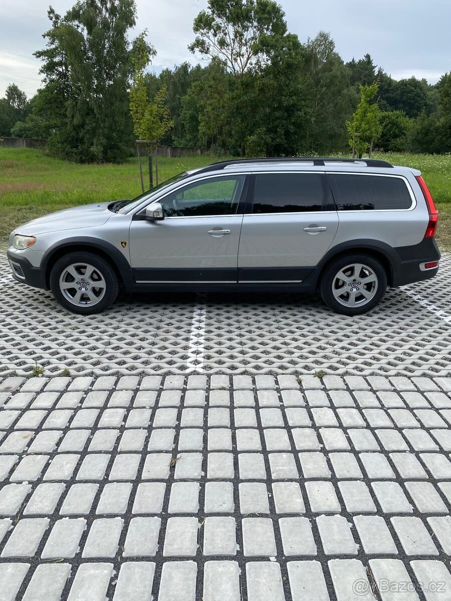 2010 Volvo XC70 - 2