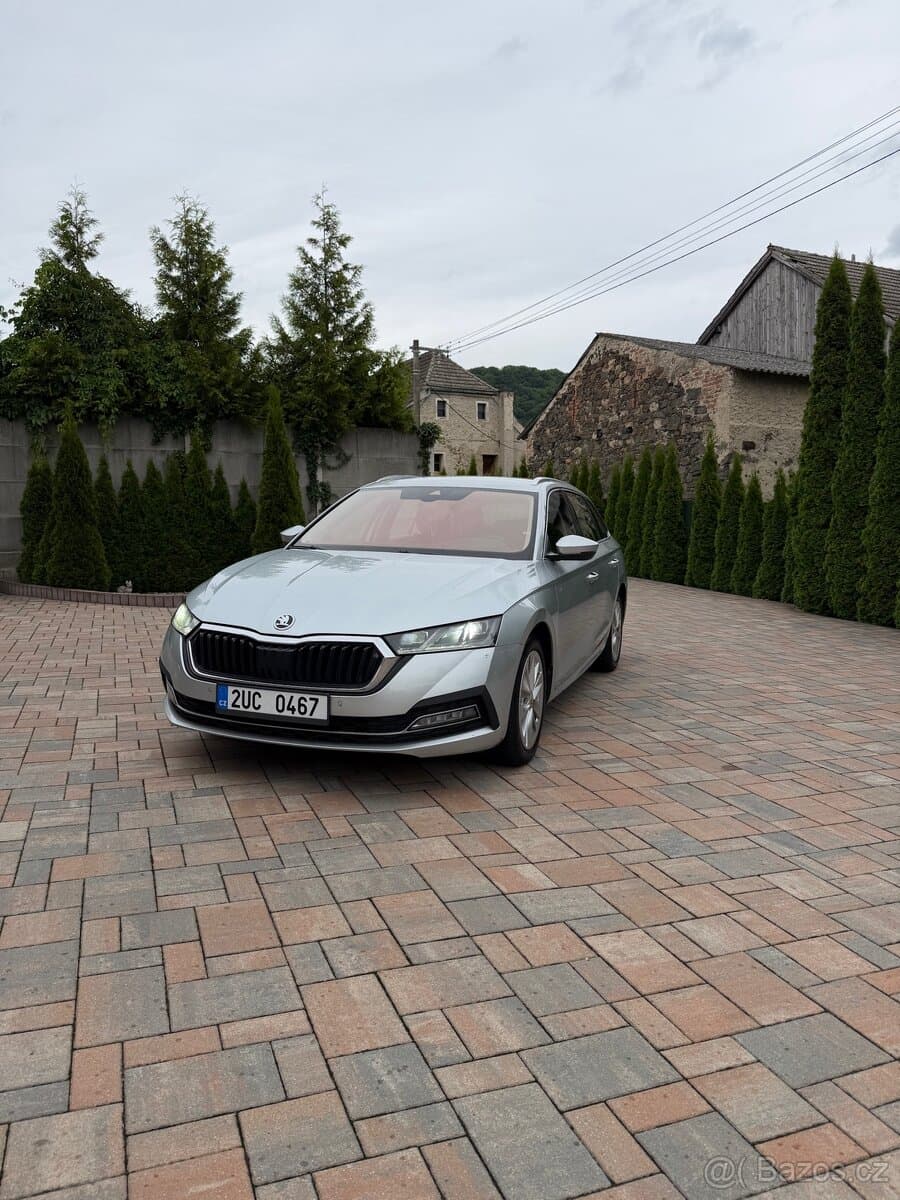 Škoda OCTAVIA - 2