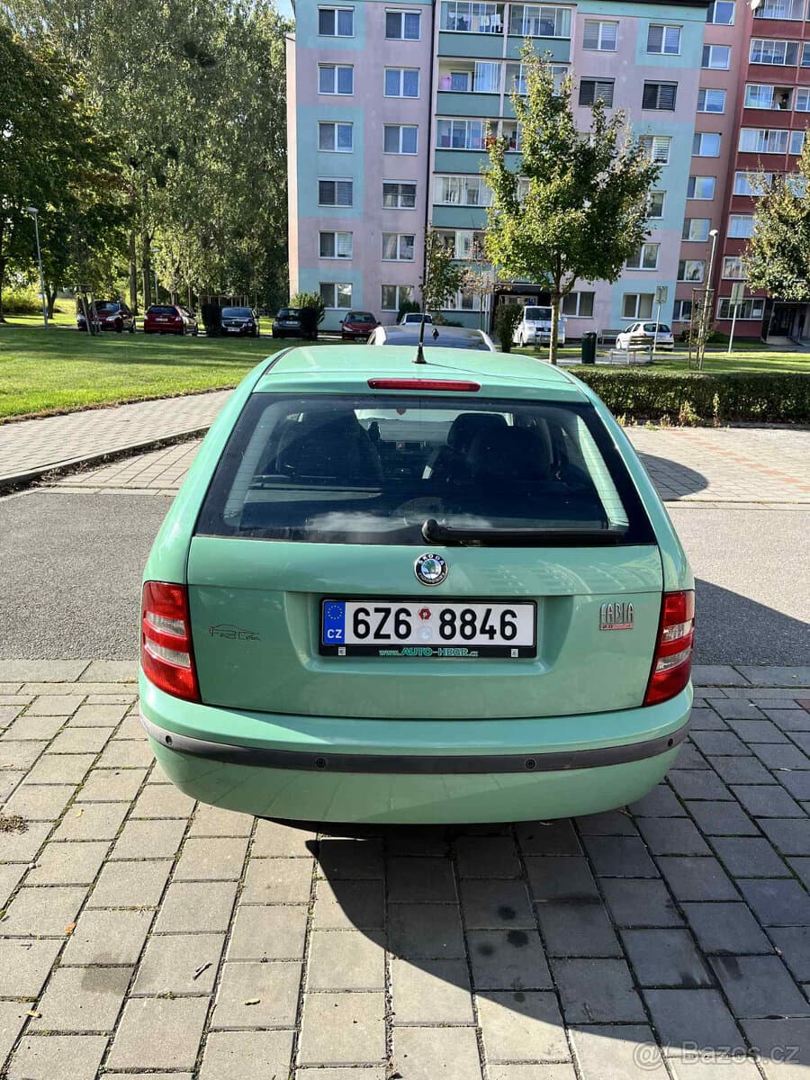 2002 Škoda FABIA - 2