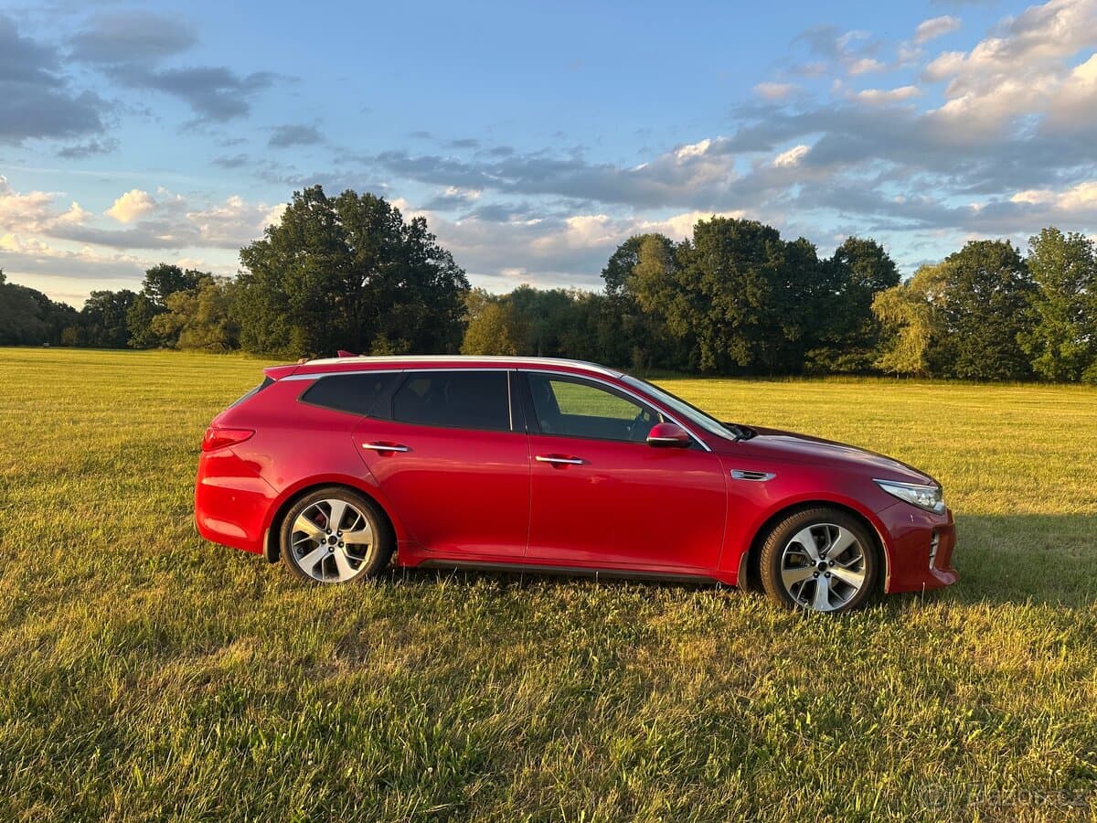 2017 Kia OPTIMA - 2