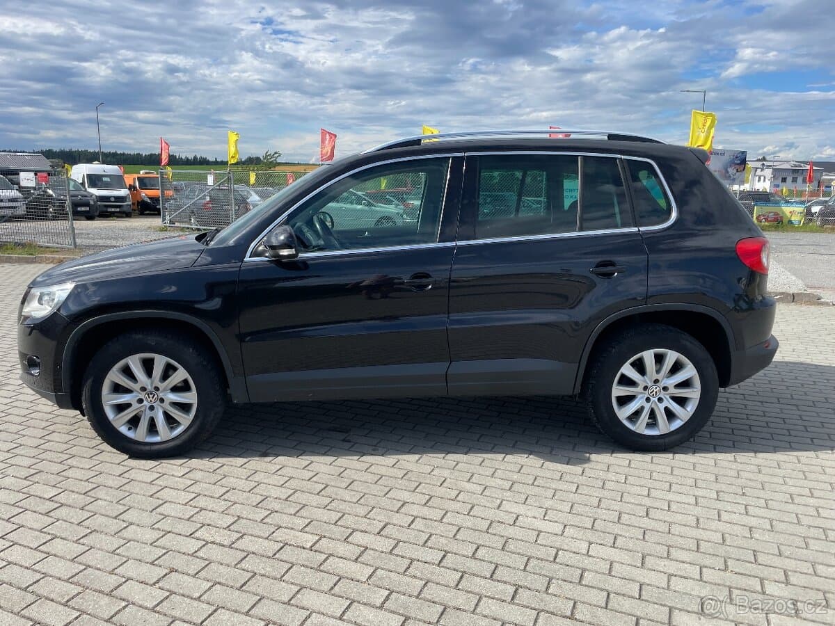 2009 Volkswagen TIGUAN - 2