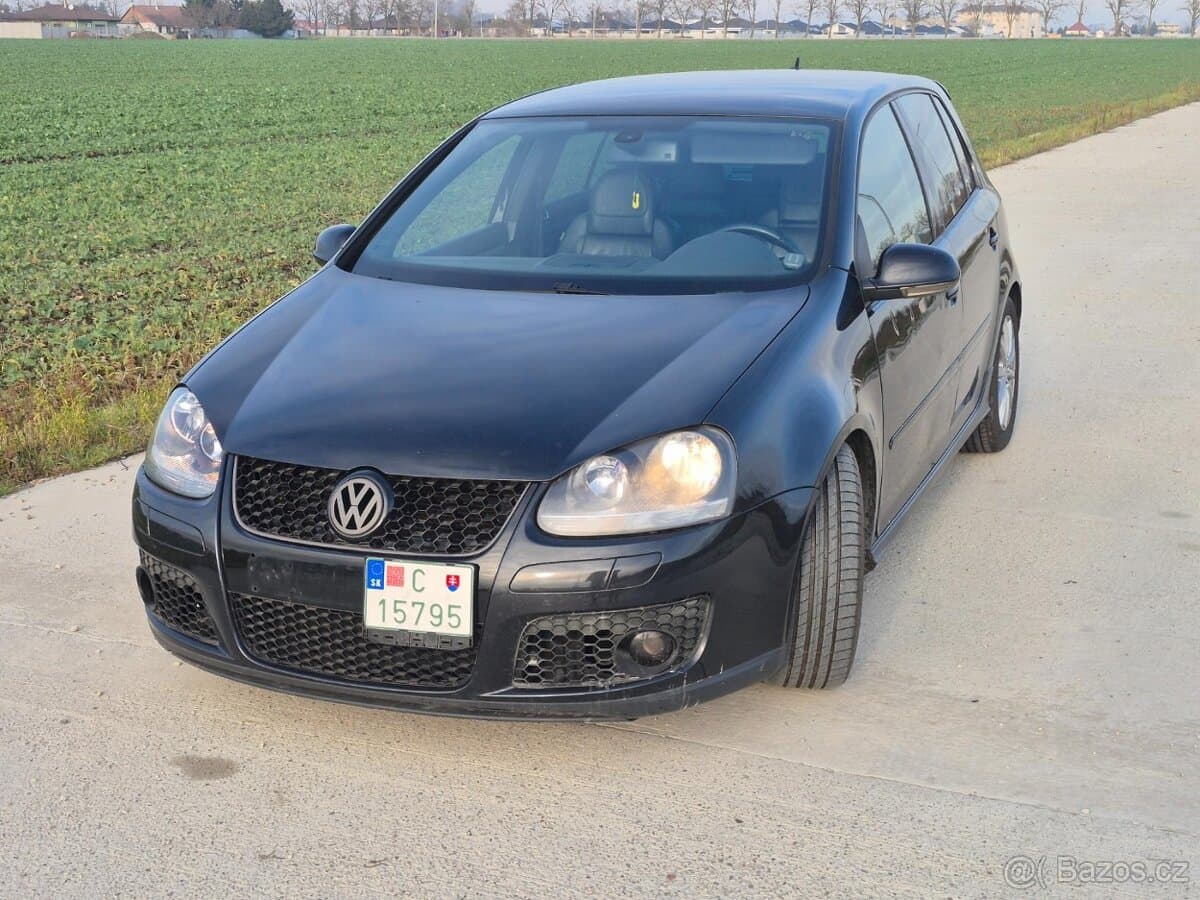 2005 Volkswagen GOLF - 2