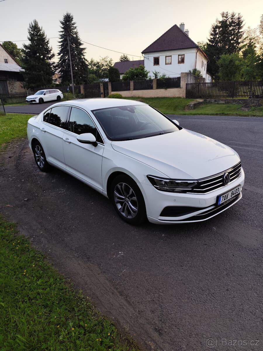 2019 Volkswagen PASSAT - 2