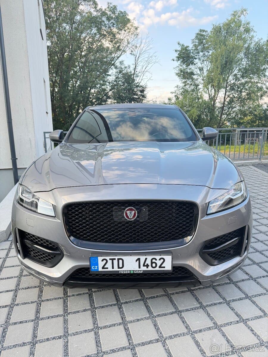 2021 Jaguar F-PACE - 2
