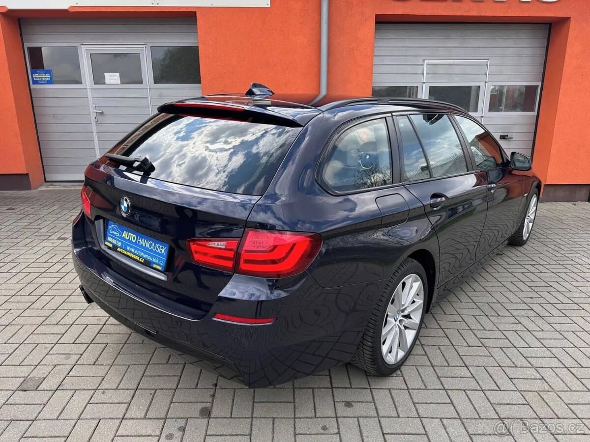 2011 BMW 5-SERIES - 2