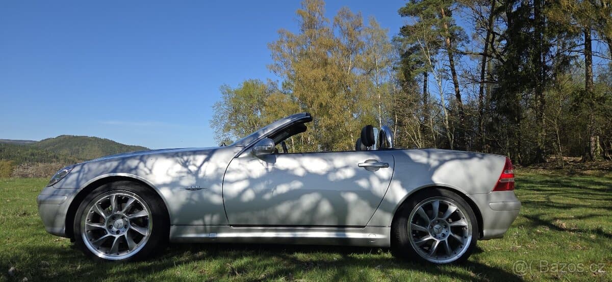 2004 Mercedes-Benz SL - 2