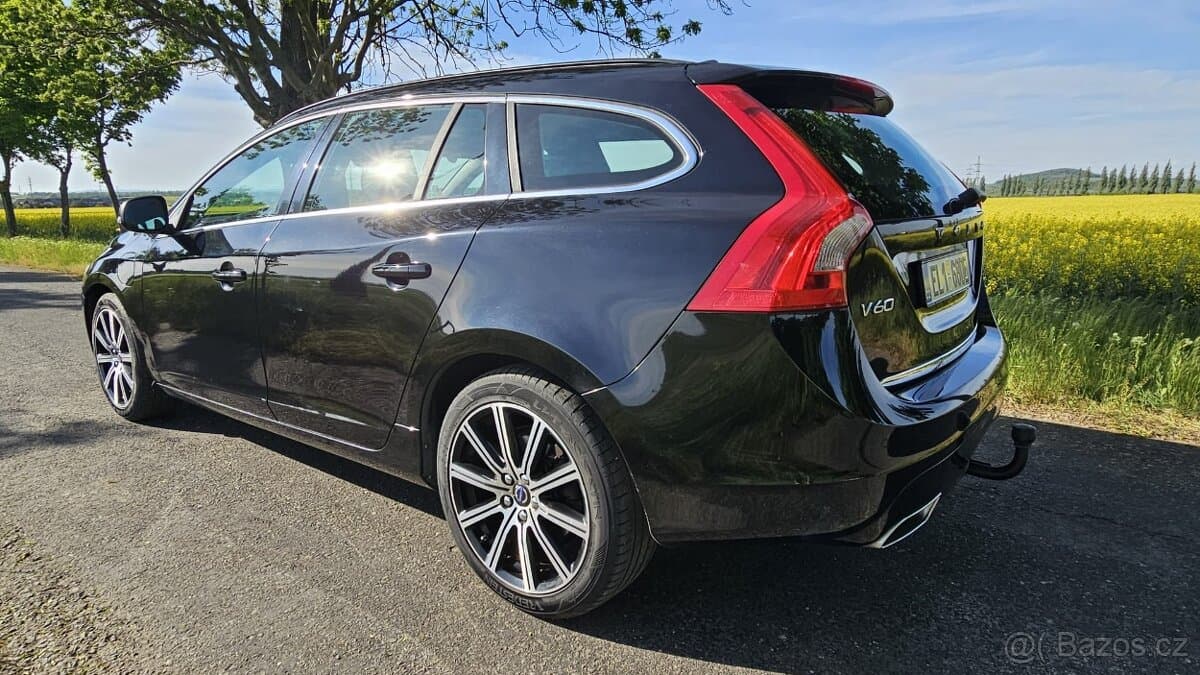 2015 Volvo V60 - 2