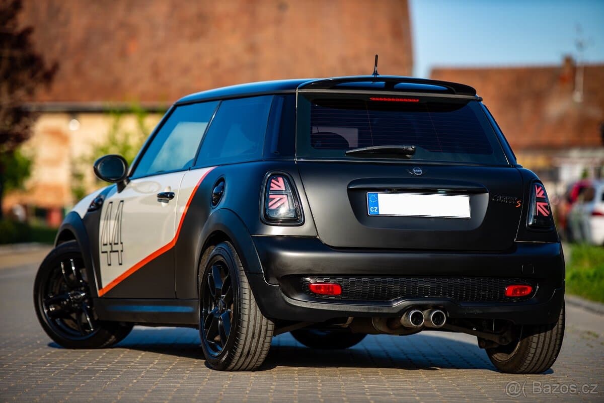 2008 Mini COOPER S - 2