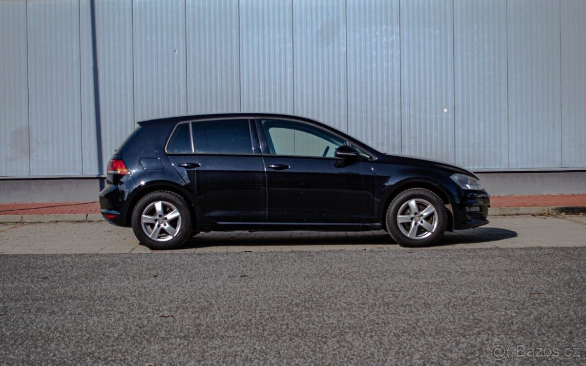2013 Volkswagen GOLF - 2