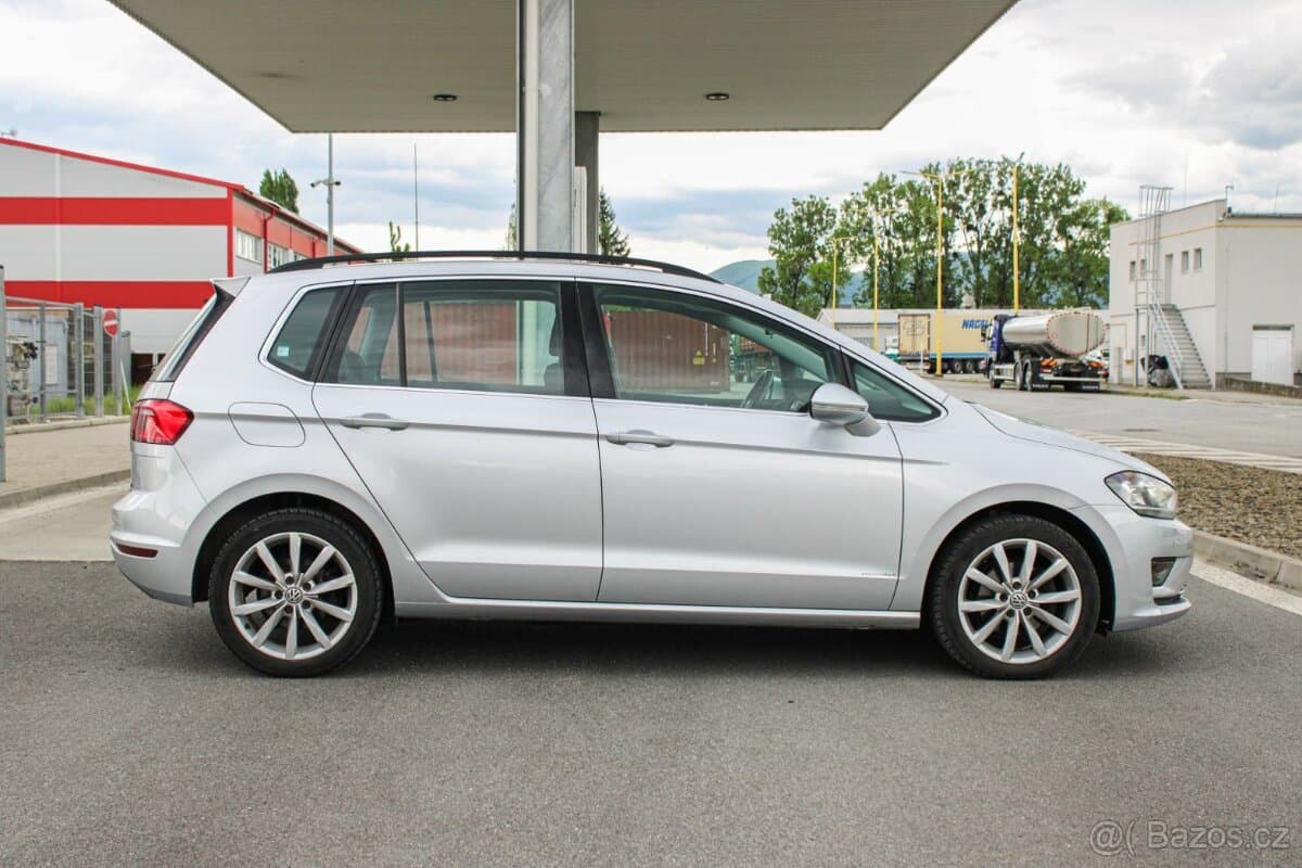 2014 Volkswagen GOLF - 2