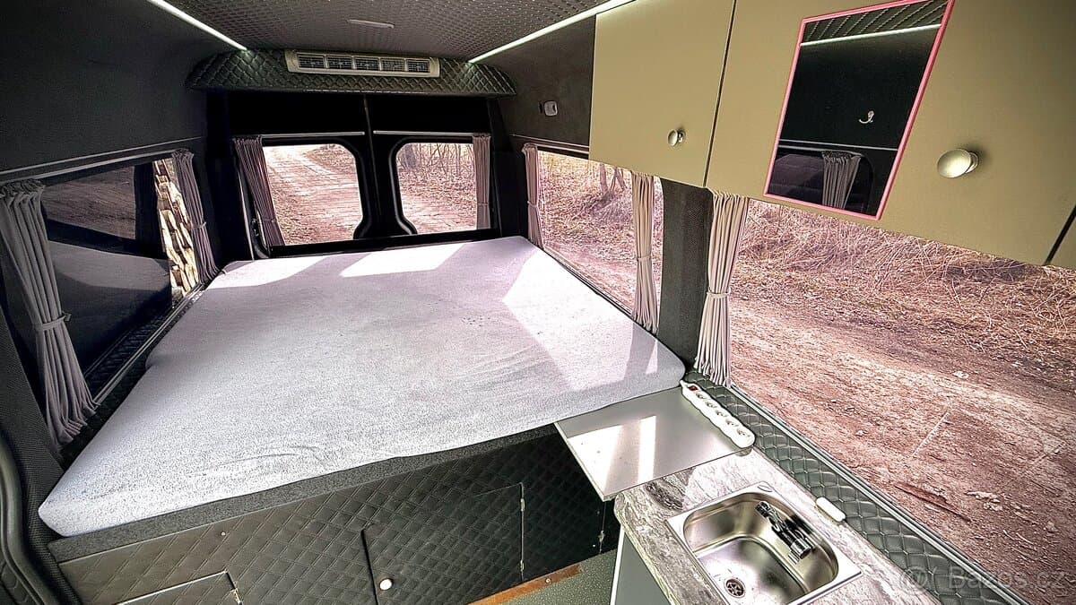 2006 Mercedes-Benz SPRINTER - 2