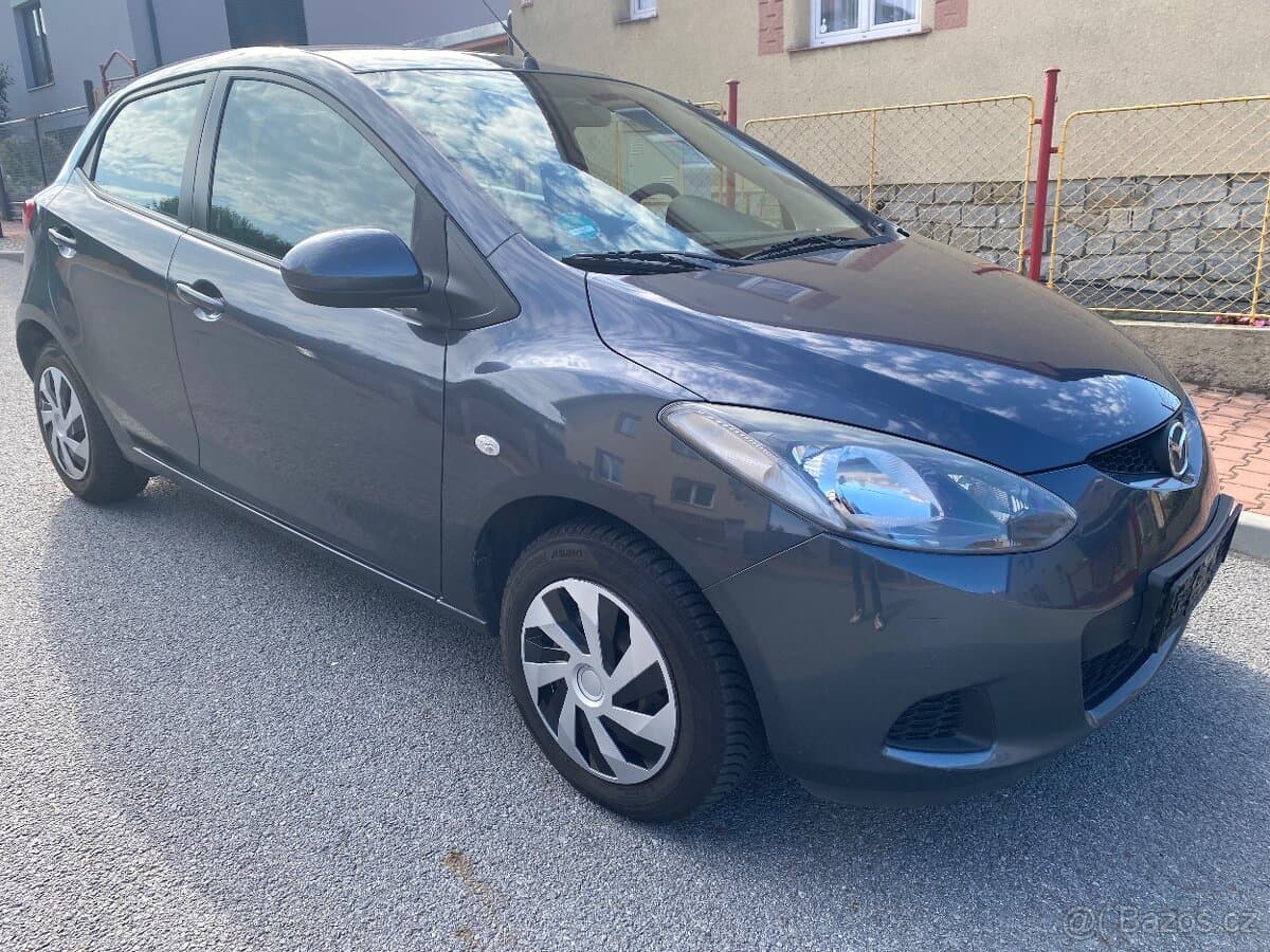 2011 Mazda 2 - 2