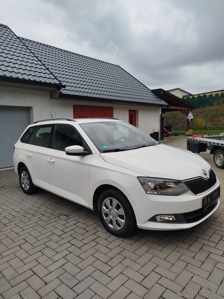 2015 Škoda FABIA - 2