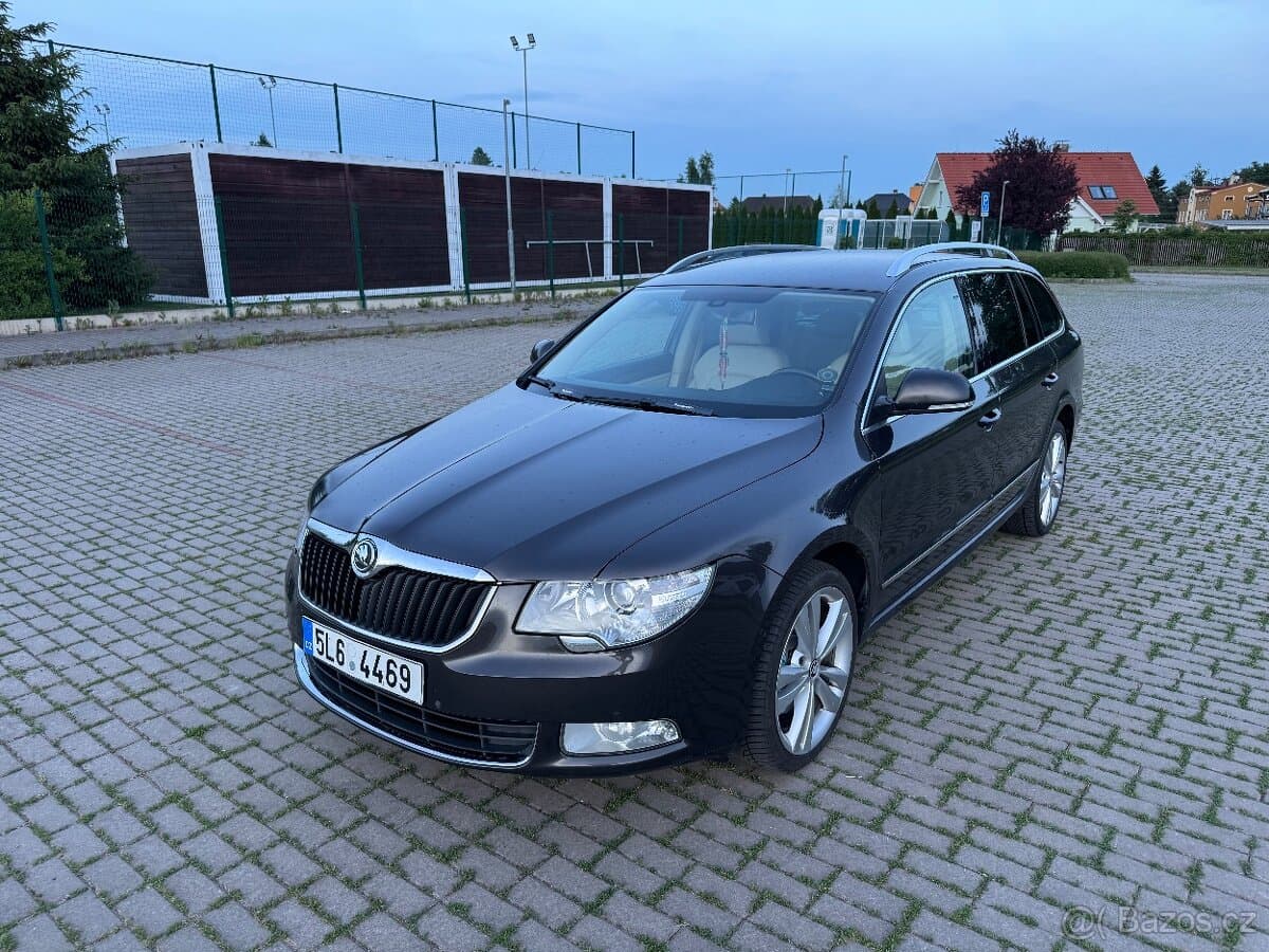 2011 Škoda SUPERB - 2
