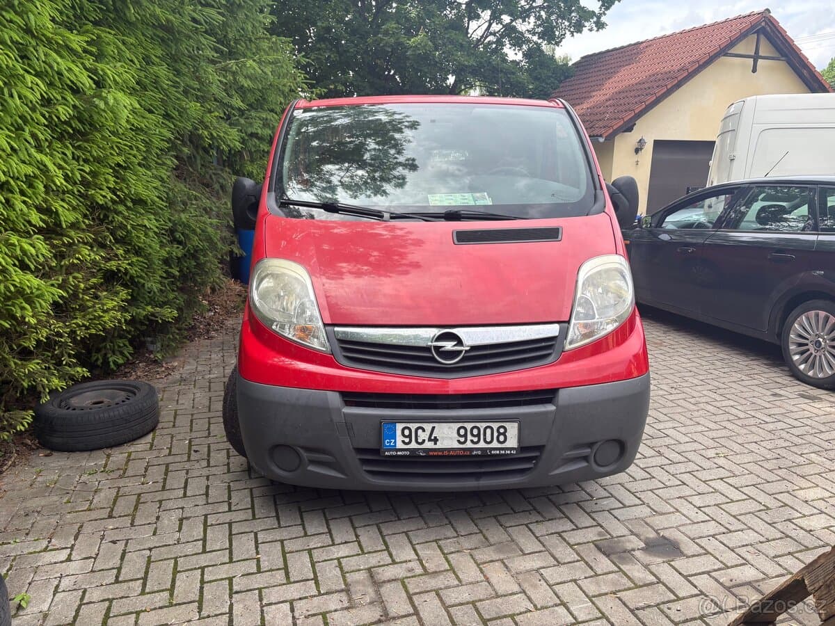 Opel VIVARO - 2