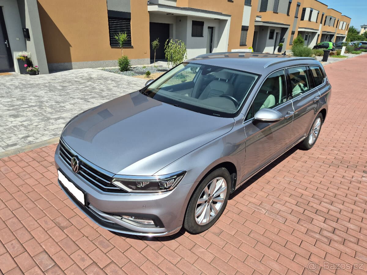 2021 Volkswagen PASSAT - 2