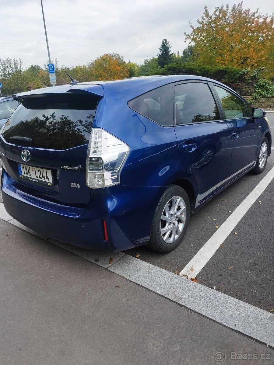 2013 Toyota PRIUS - 2