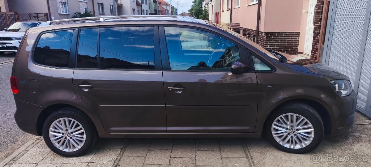 2015 Volkswagen TOURAN - 2