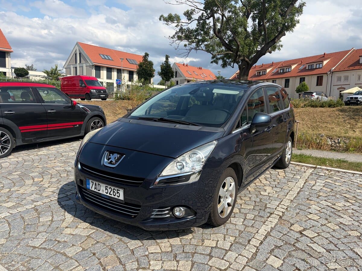 2012 Peugeot 5008 - 2