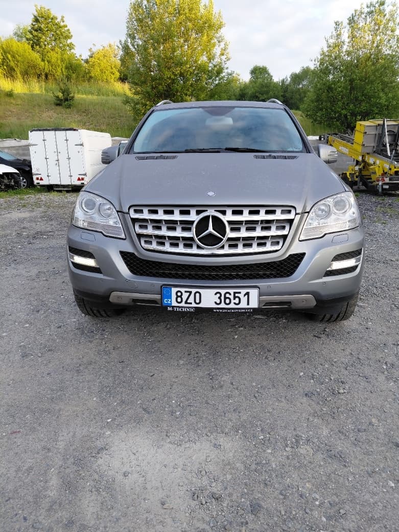2011 Mercedes-Benz M-CLASS - 2