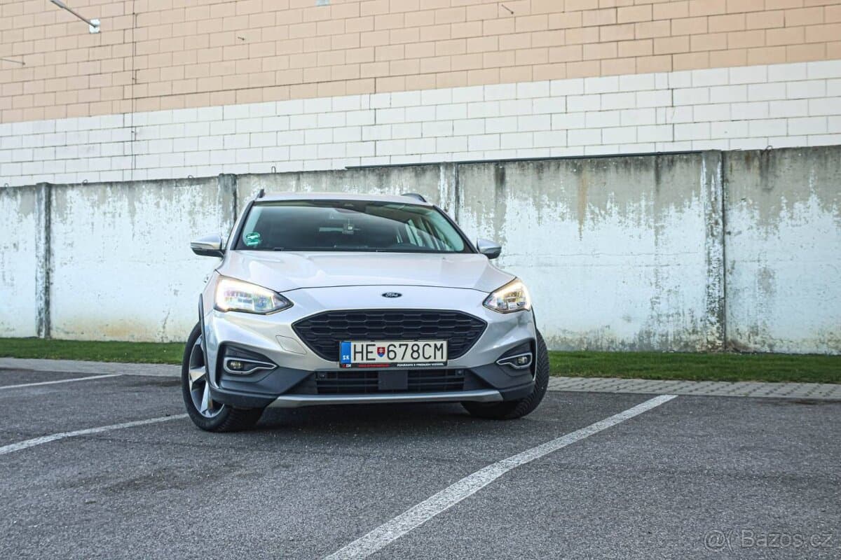 2020 Ford FOCUS - 2