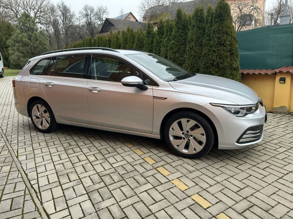 2021 Volkswagen GOLF - 2