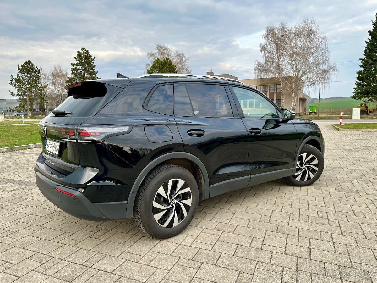 2025 Volkswagen TIGUAN - 2
