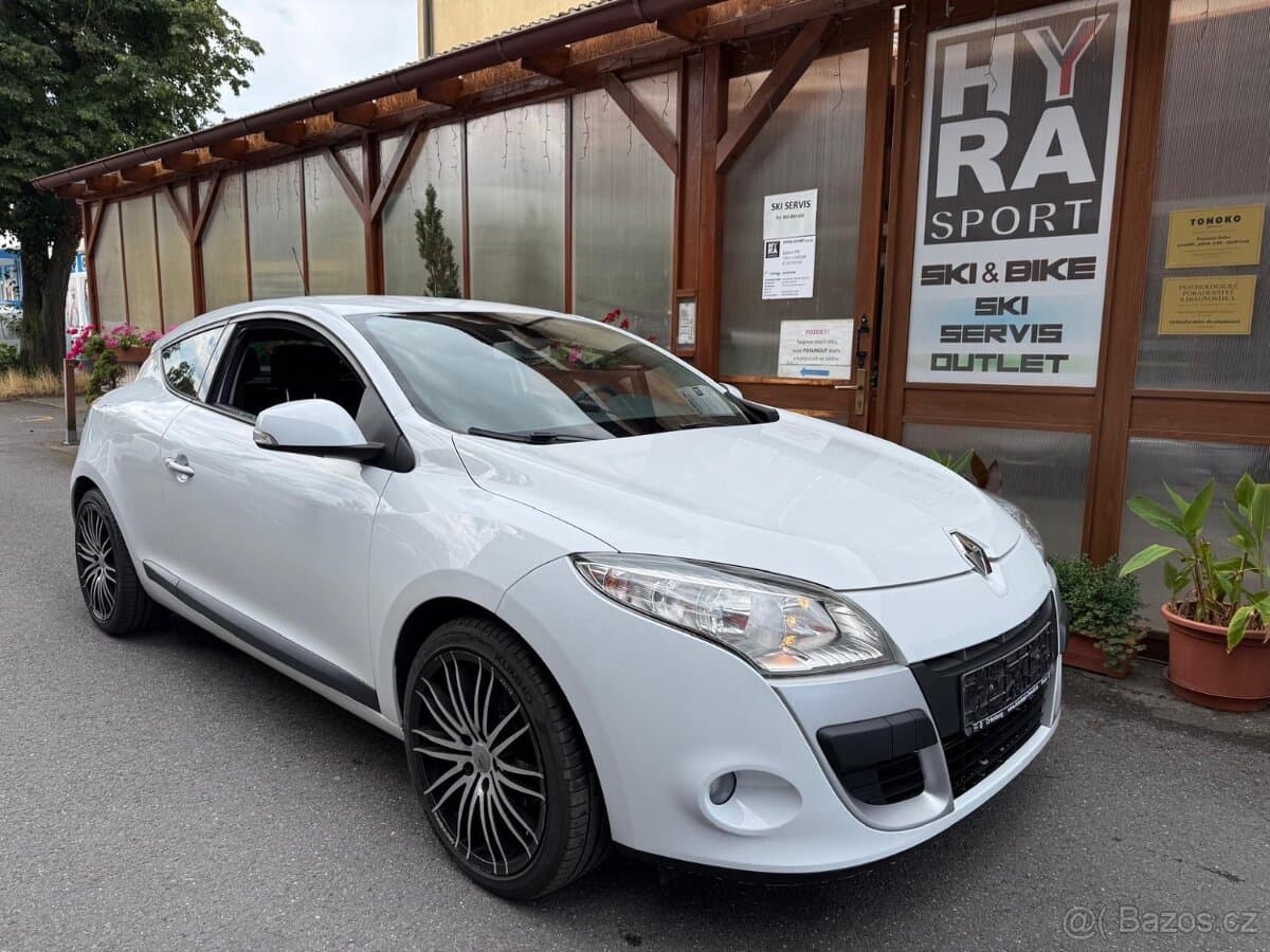 2011 Renault MEGANE - 2