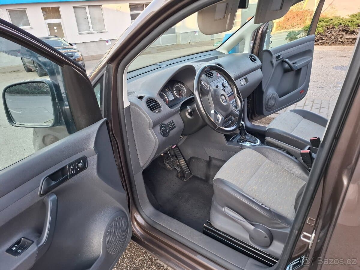 2011 Volkswagen CADDY - 2