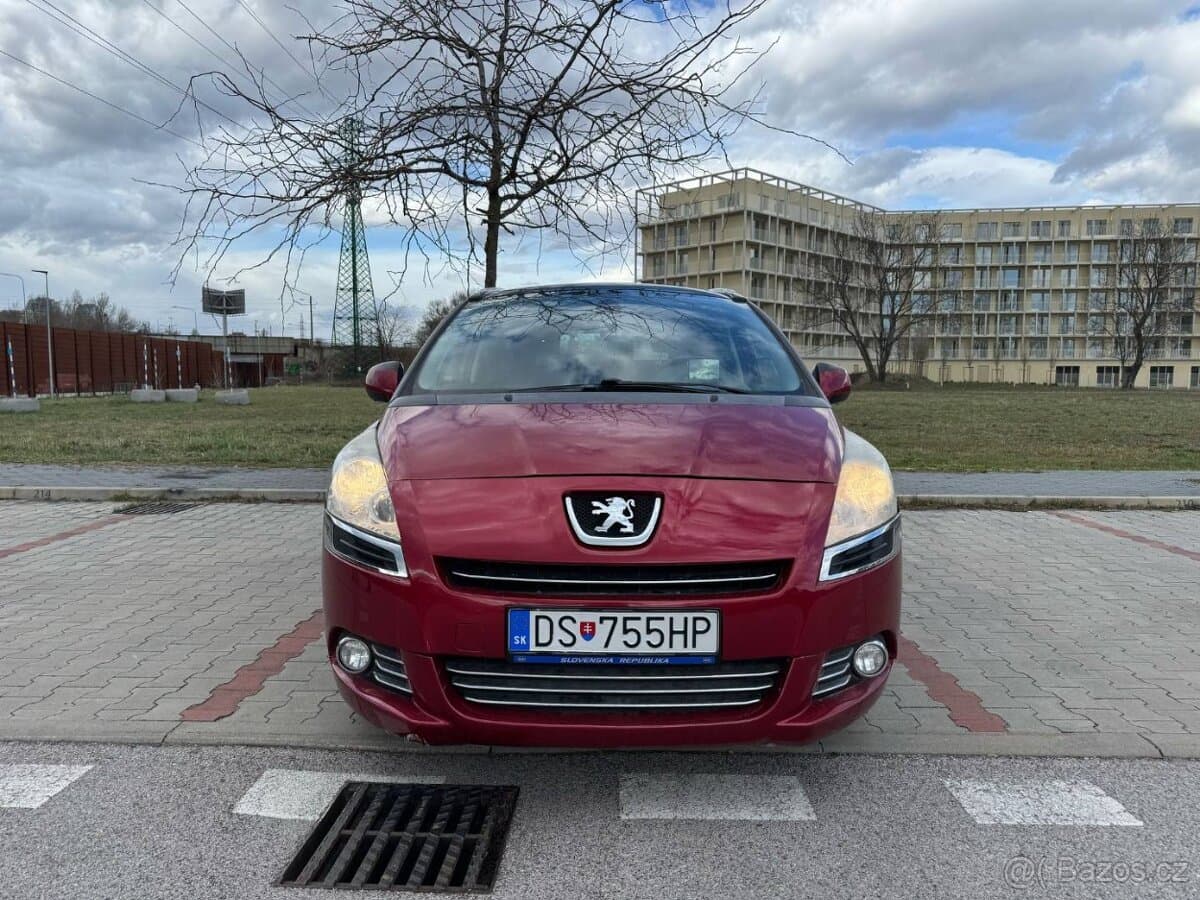 2012 Peugeot 5008 - 2