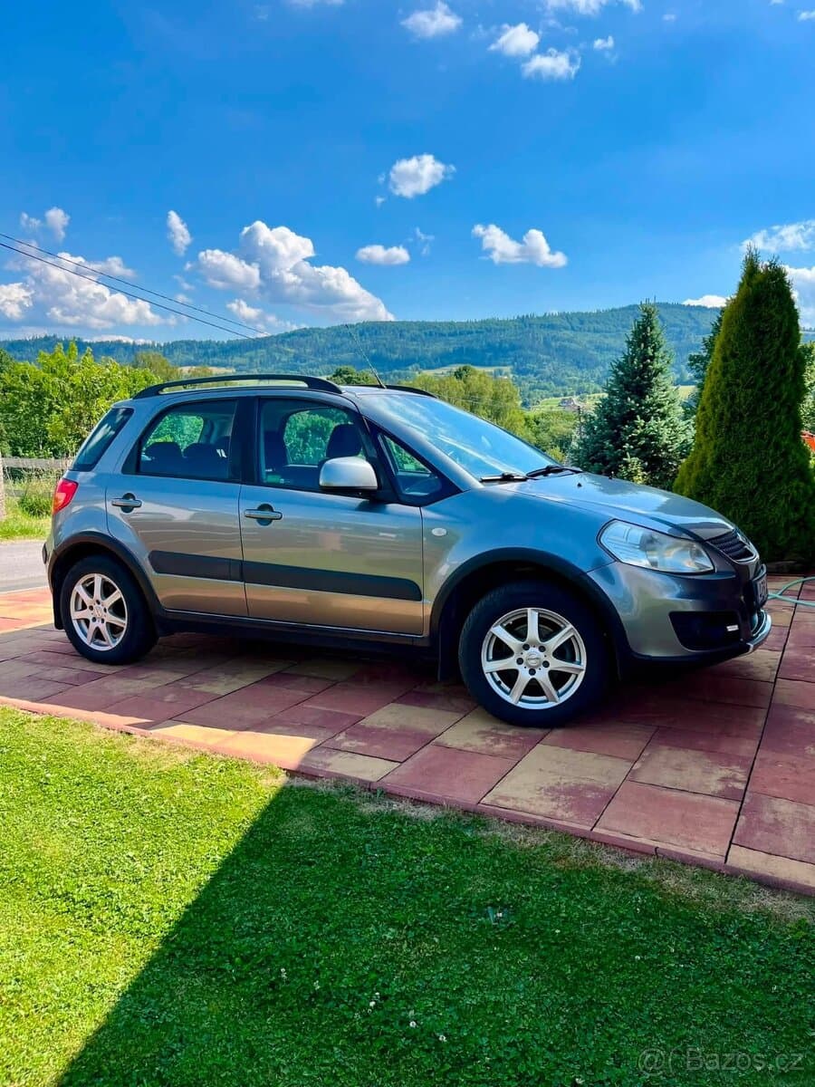 2010 Suzuki SX4 - 2