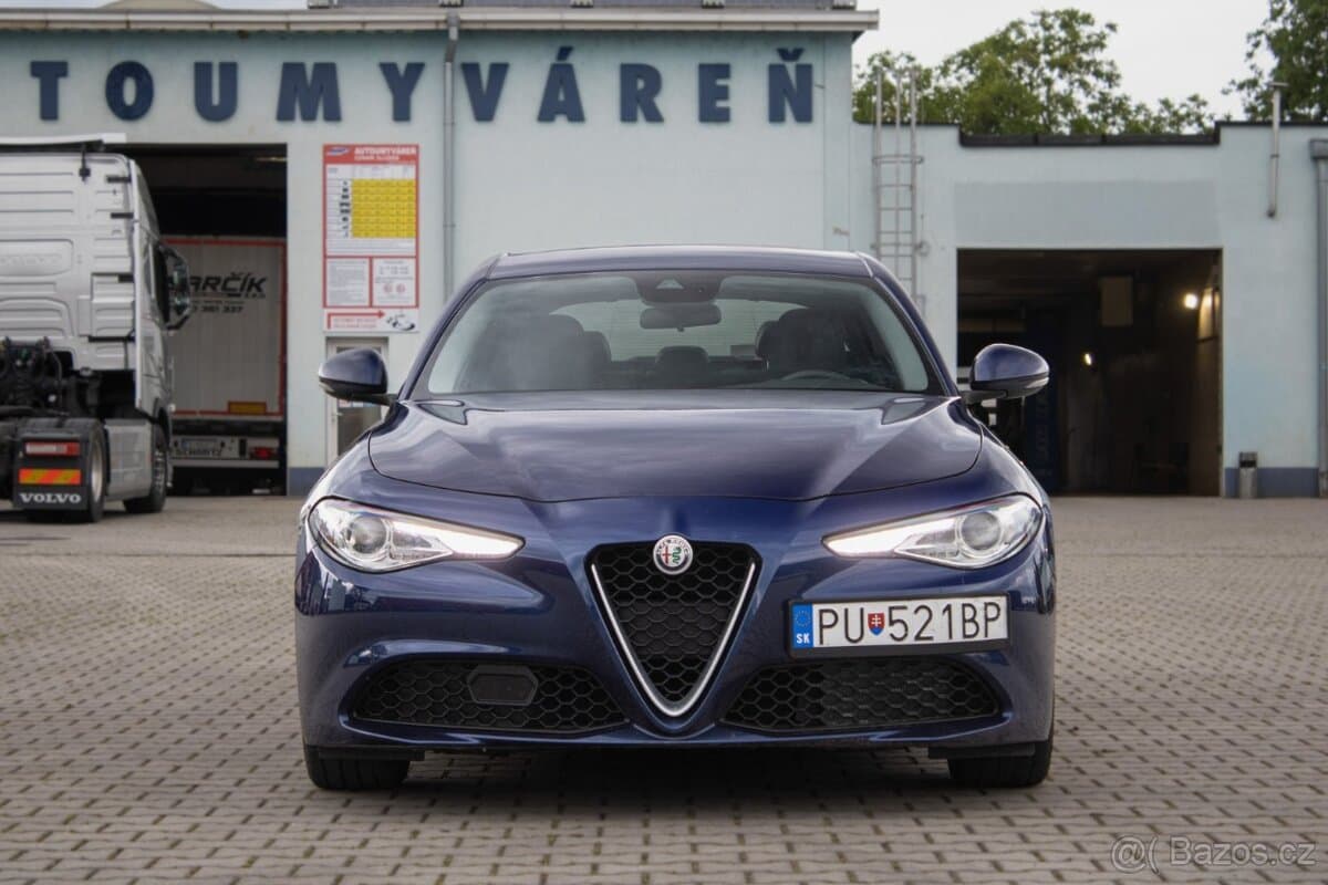 2017 Alfa Romeo GIULIA - 2